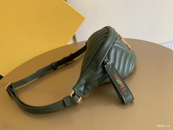 Cheap NEW VUITTON WAVE BUMBAG LOUIS 0713